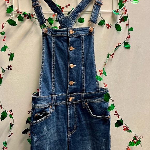 Celebrity Pink Overalls Size Small - Picture 8 of 9